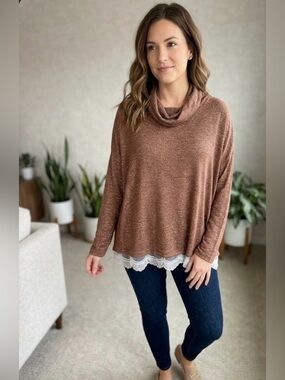 Umgee Brown Metallic Cowl Neck Knit Top PTP 23’ w/room